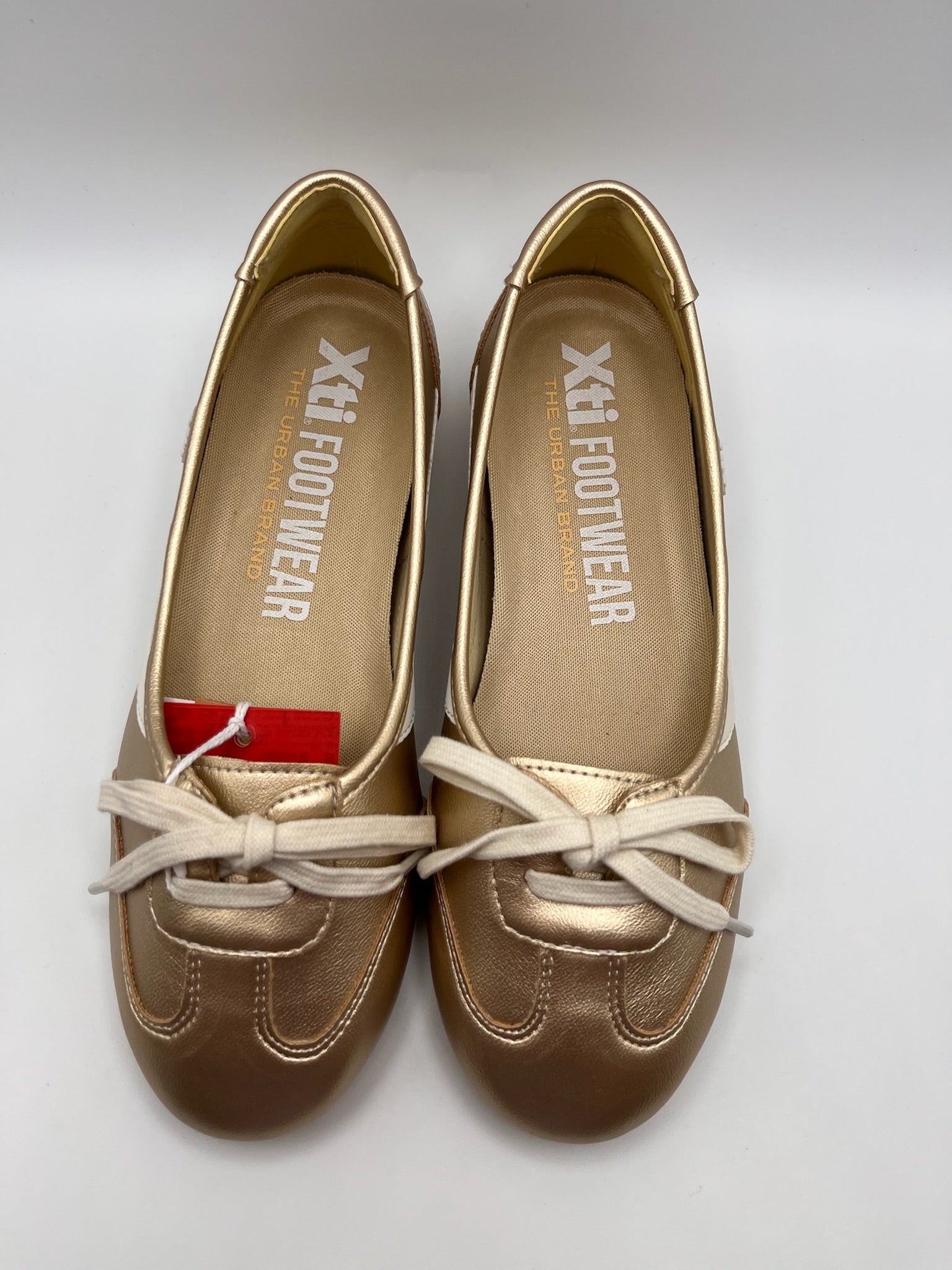 Sapatilhas Casuais Femininas Xti Dourado Oro em Camurça e Lona; Sabrinas Sapatos Tenis Modelo Balangai super Confortáveis