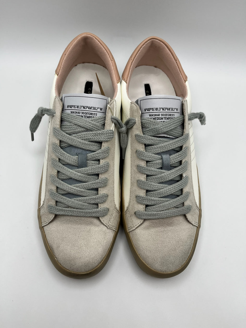 Sapatilhas Corina Femininas de Pele e Camurça cinza; Ténis Casuais Confortáveis Estilo Urbano Retro Azul e Rosa; Sapatos de Desporto Brancos com Sola de Borracha Camelo