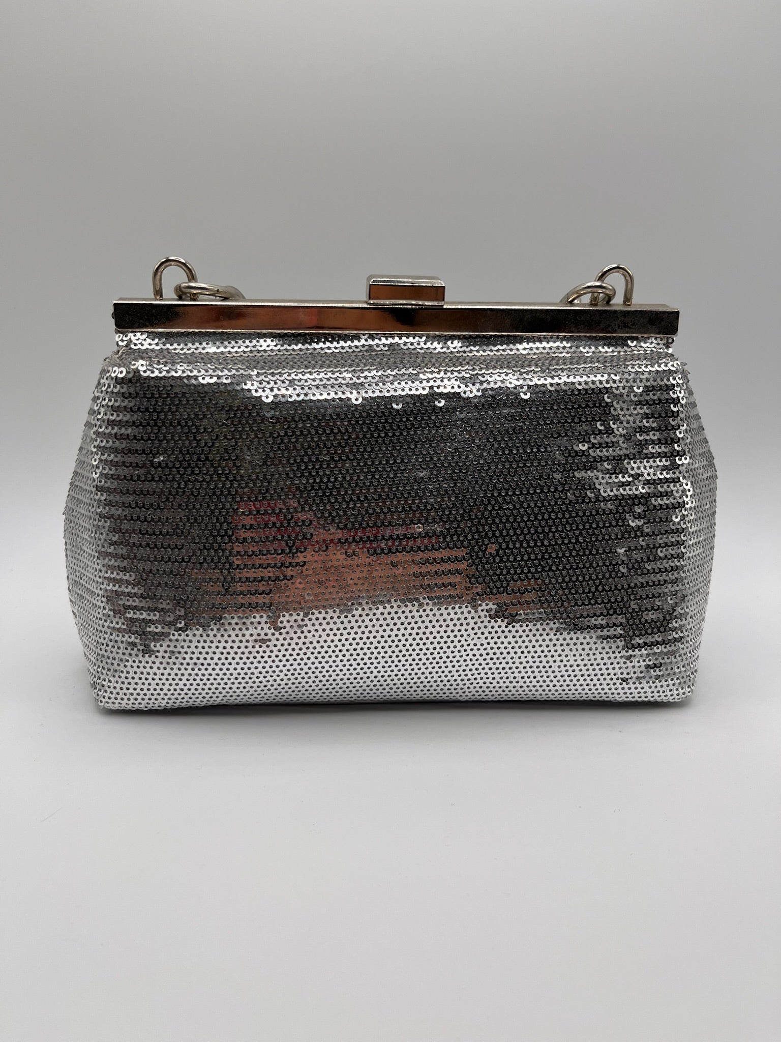 Mala de Mão de Lantejoulas Prateada Mulher; Bolsa Clutch de Festa com Alça de Corrente Metálica; Acessório Elegante de Noite para Cerimónia e Casamento