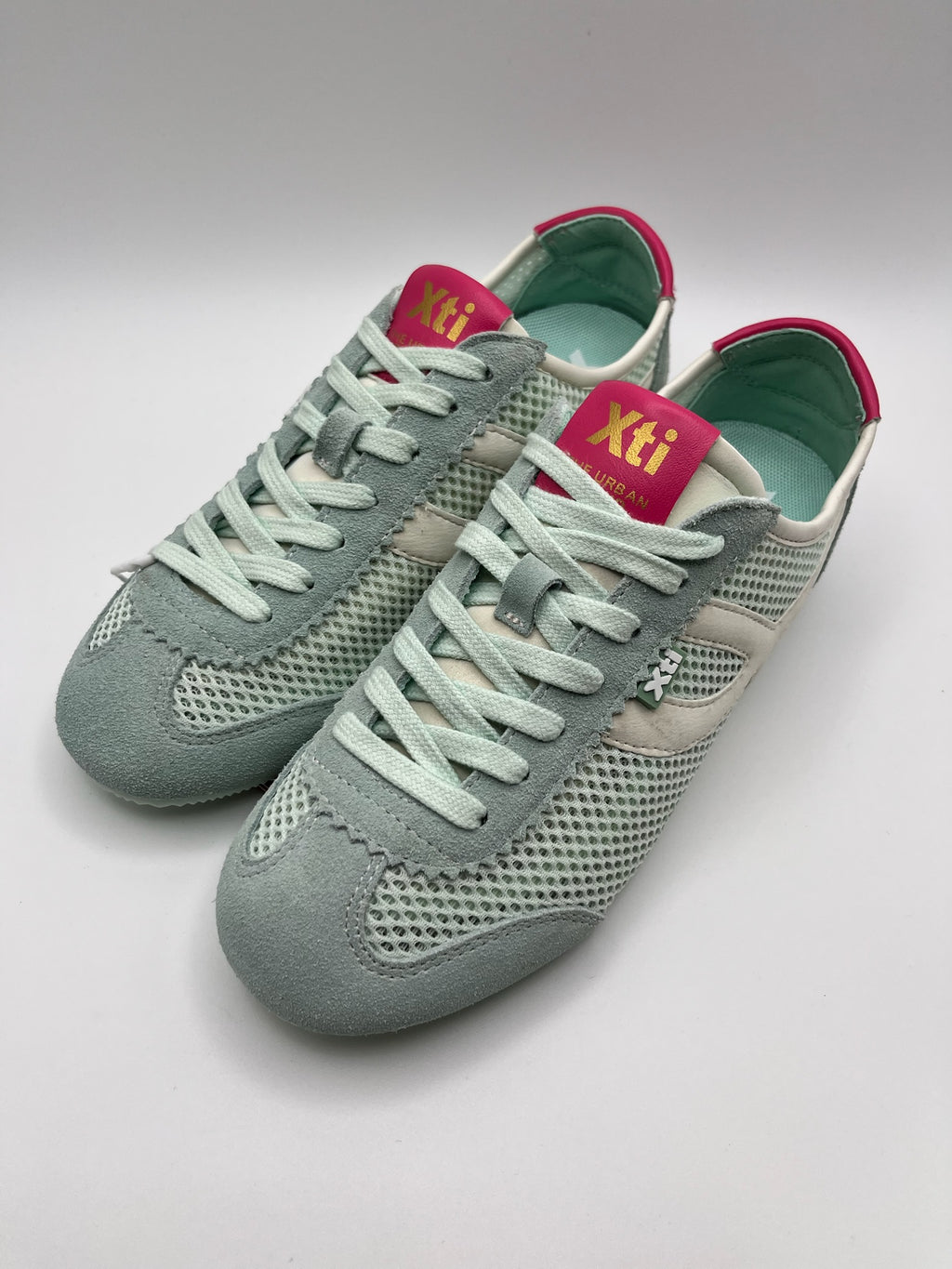 Sapatilhas Xti Femininas Urban Verde Água e Rosa Acqua; Ténis de Mulher Desportivos em Camurça e Malha Respirável Leve Correr Caminhar Casual