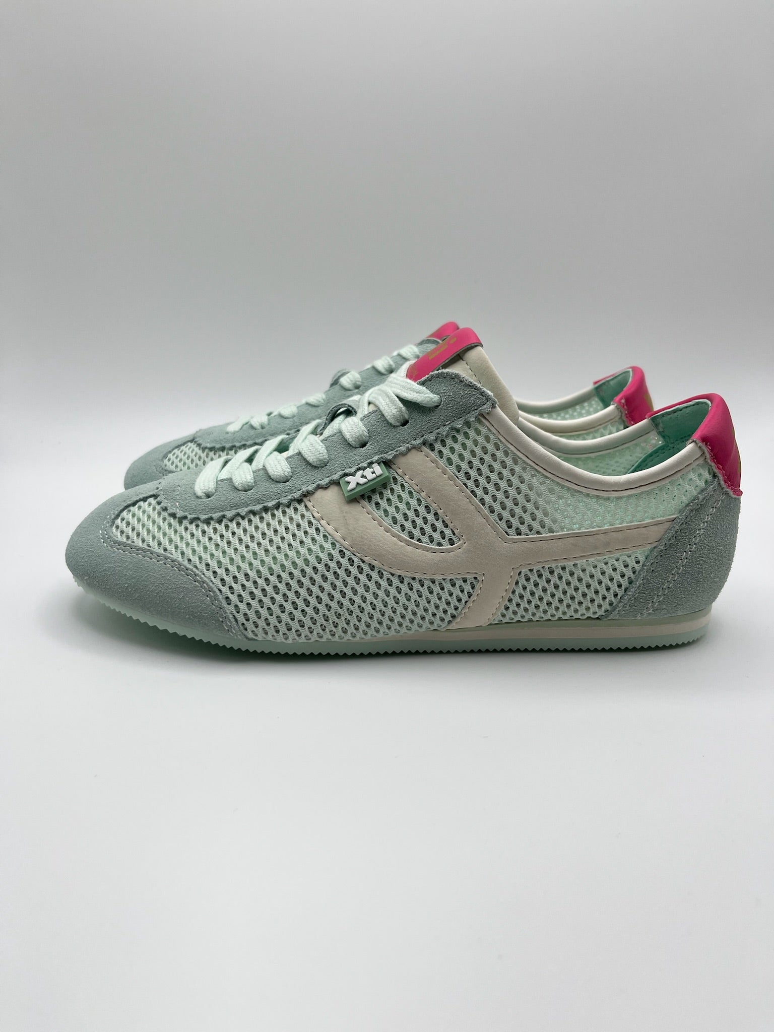 Sapatilhas Xti Femininas Urban Verde Água e Rosa Acqua; Ténis de Mulher Desportivos em Camurça e Malha Respirável Leve Correr Caminhar Casual