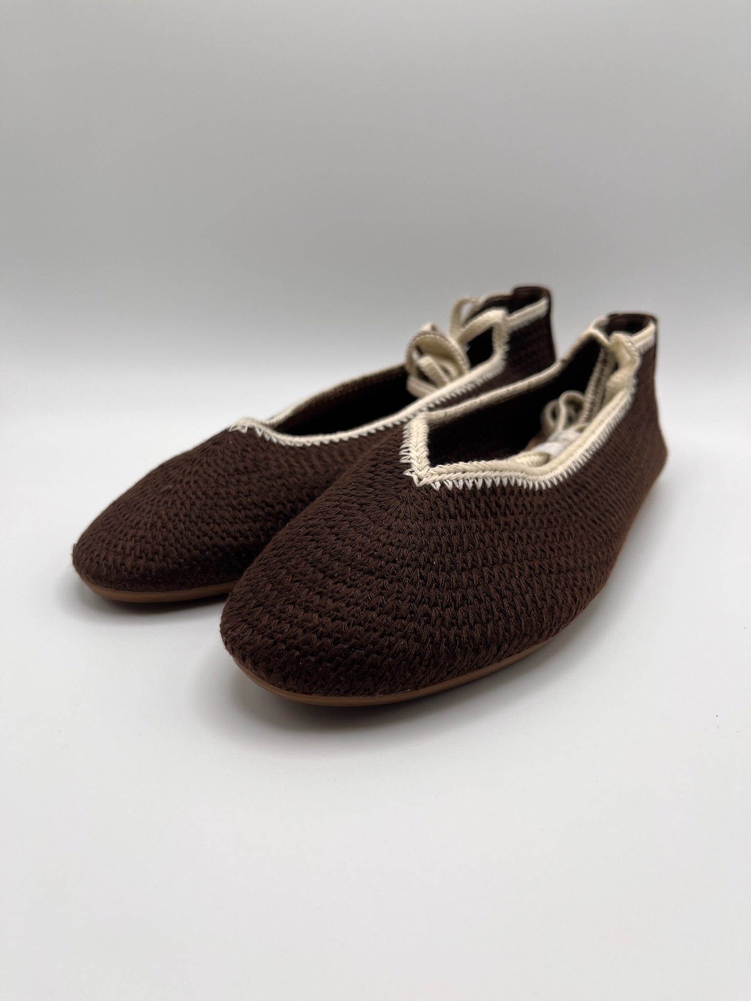 Sapatilhas Rasas Stephan Paris Tipo Alpergata Mulher Castanho Escuro Brown; Sapatos de Atar no Tornozelo bege Estilo Casual em Tecido Entrançado Camurça Confortáveis