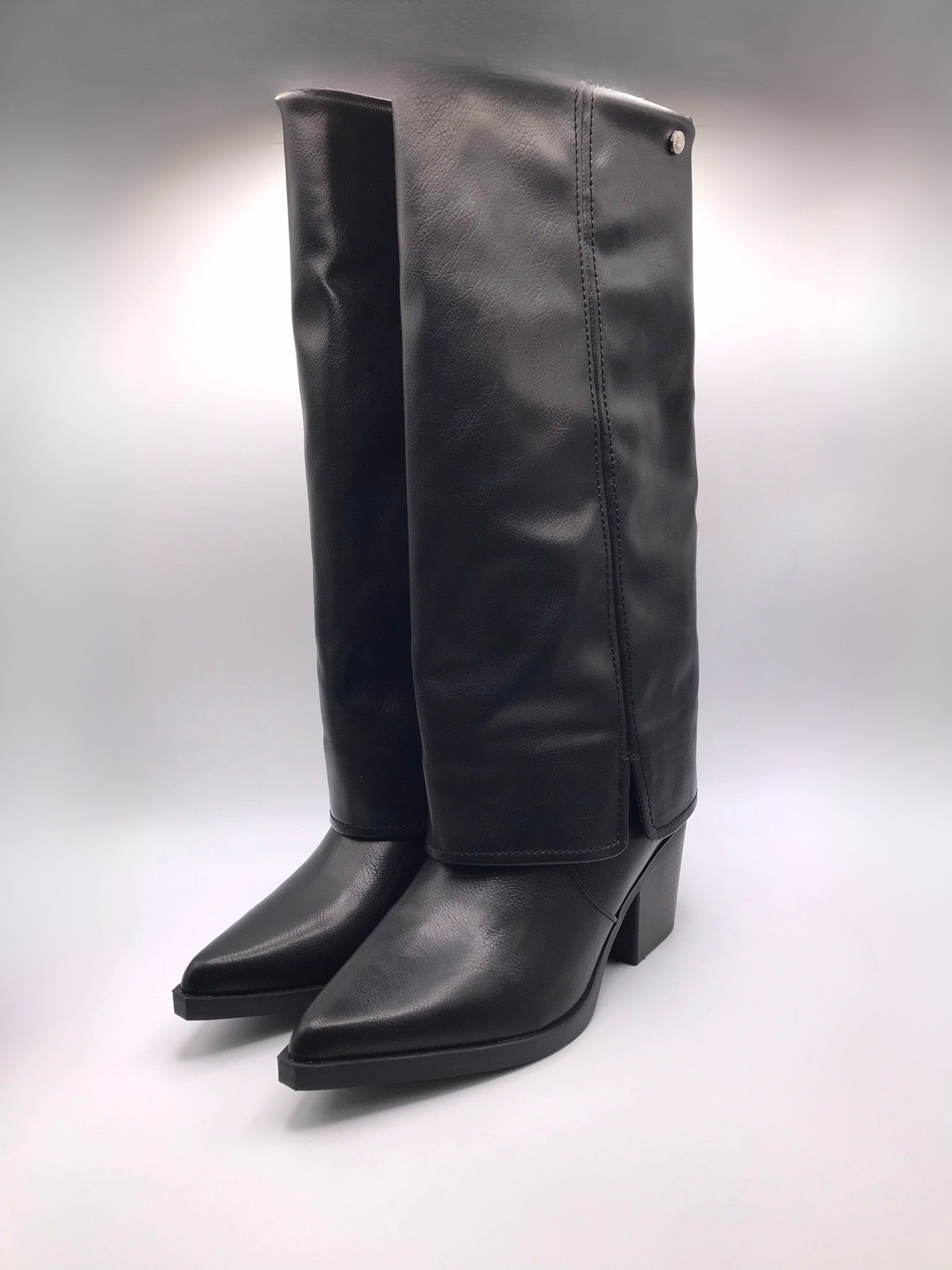 BOTA WESTERN XTI PRETO ECO PELE BICUDO FENDA