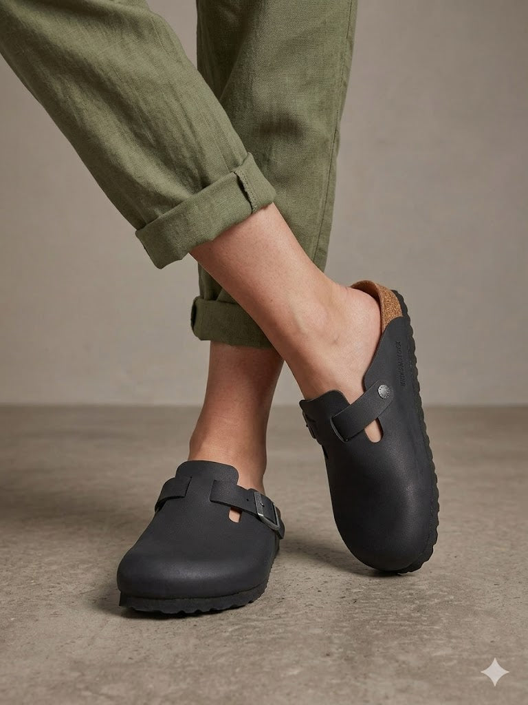 Sapatos Birkenstock Vegan Boston Black casuais de camurça com fivela ajustável, socos confortáveis com sola de cortiça ergonómica, calçado unissexo estilo clássico para uso diário