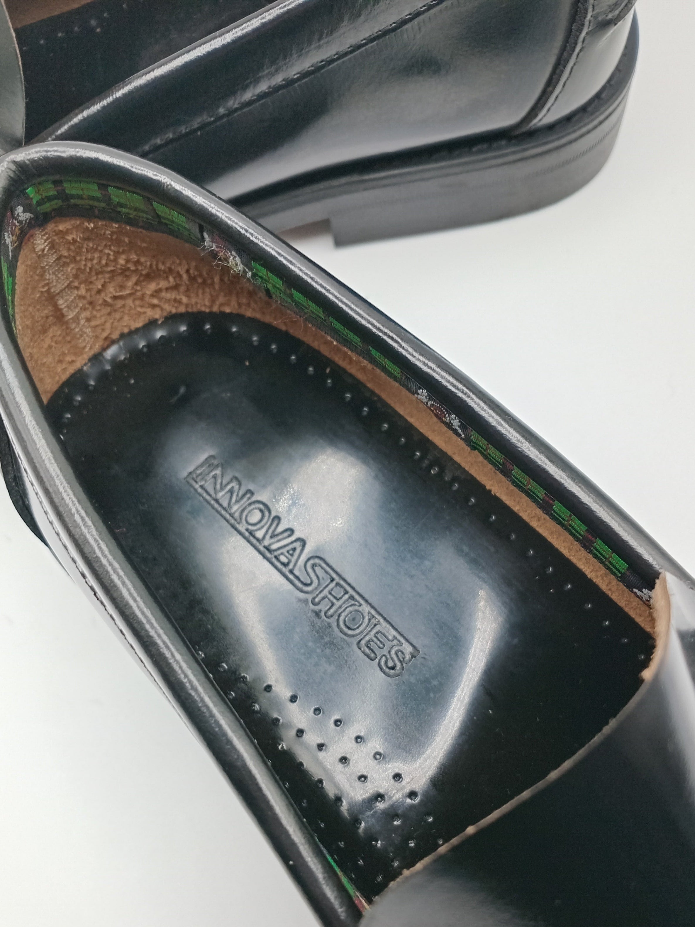 Mocassins Com Borlas Homem Em Pele Genuína Preto Sapatos Casuais Elegantes E Confortáveis Estilo Clássico Atemporal; Design Exclusivo INNOVA SHOES Para Cerimónia Escritório E Dia A Dia; Calçado Masculino Premium