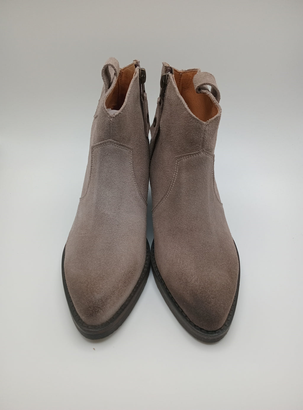 BOTA TEXANA MACADI CINZA COURO BICUDO ZIPER BOTIM