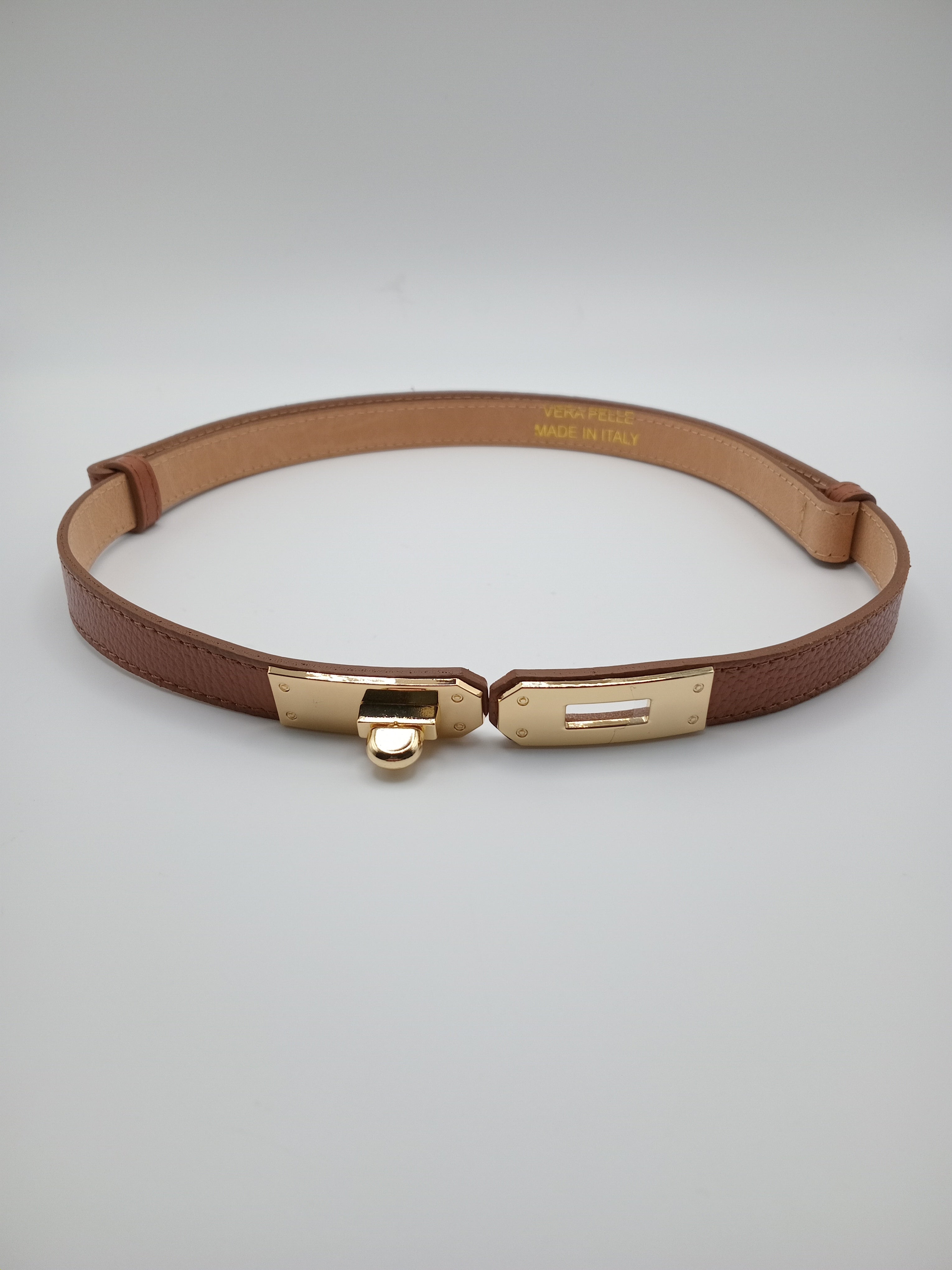 CINTO VERA VERA PELLE CASTANHO FIVELA DOURADA REGULADOR COURO