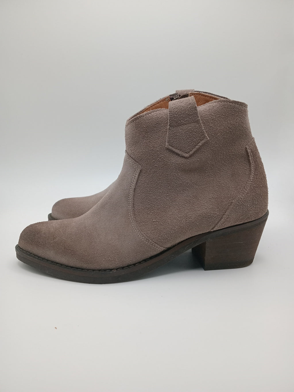 BOTA TEXANA MACADI CINZA COURO BICUDO ZIPER BOTIM