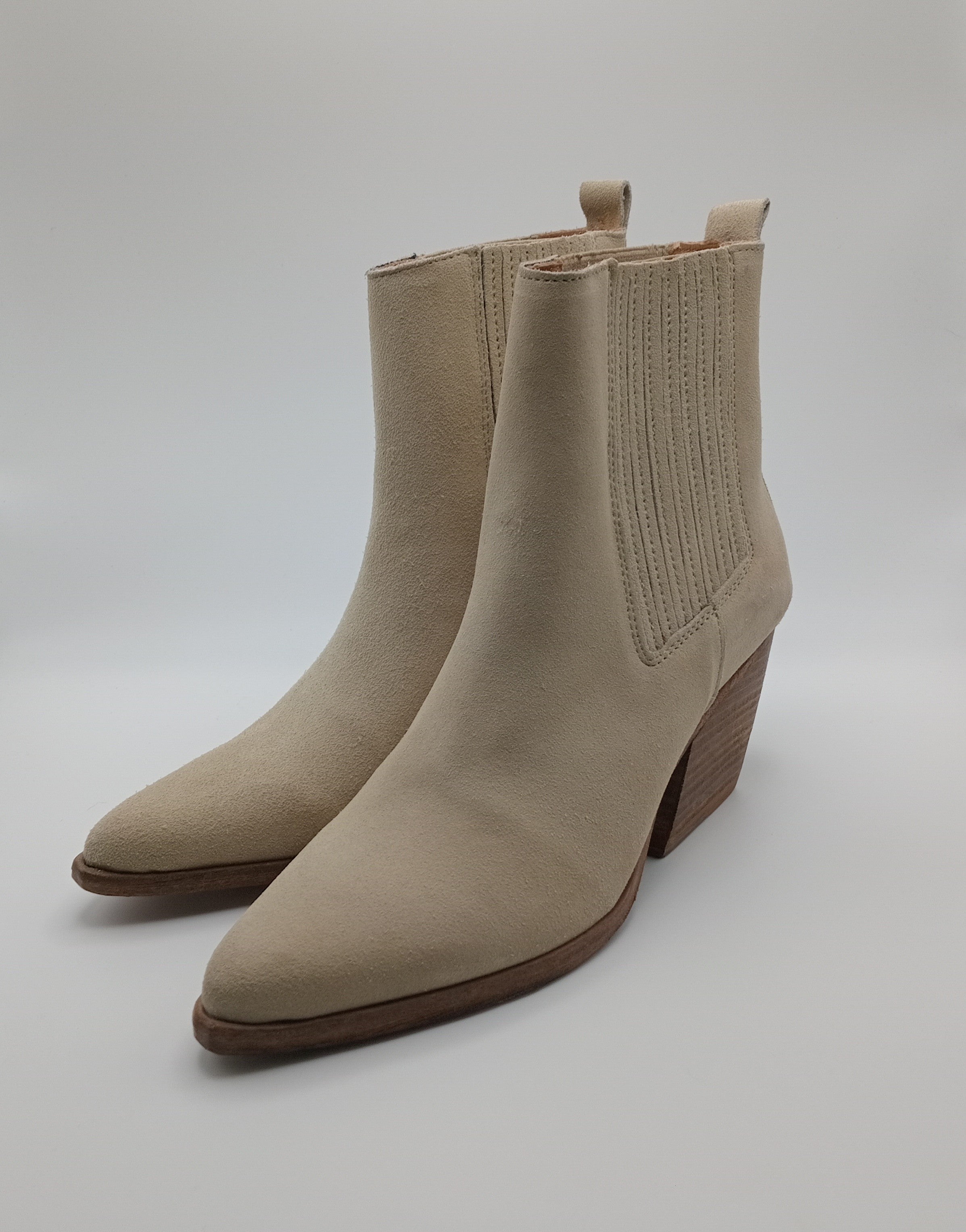 BOTA TEXANA CATARINA MARTINS CM BEGE COURO LATERAL CANELADO BICUDO