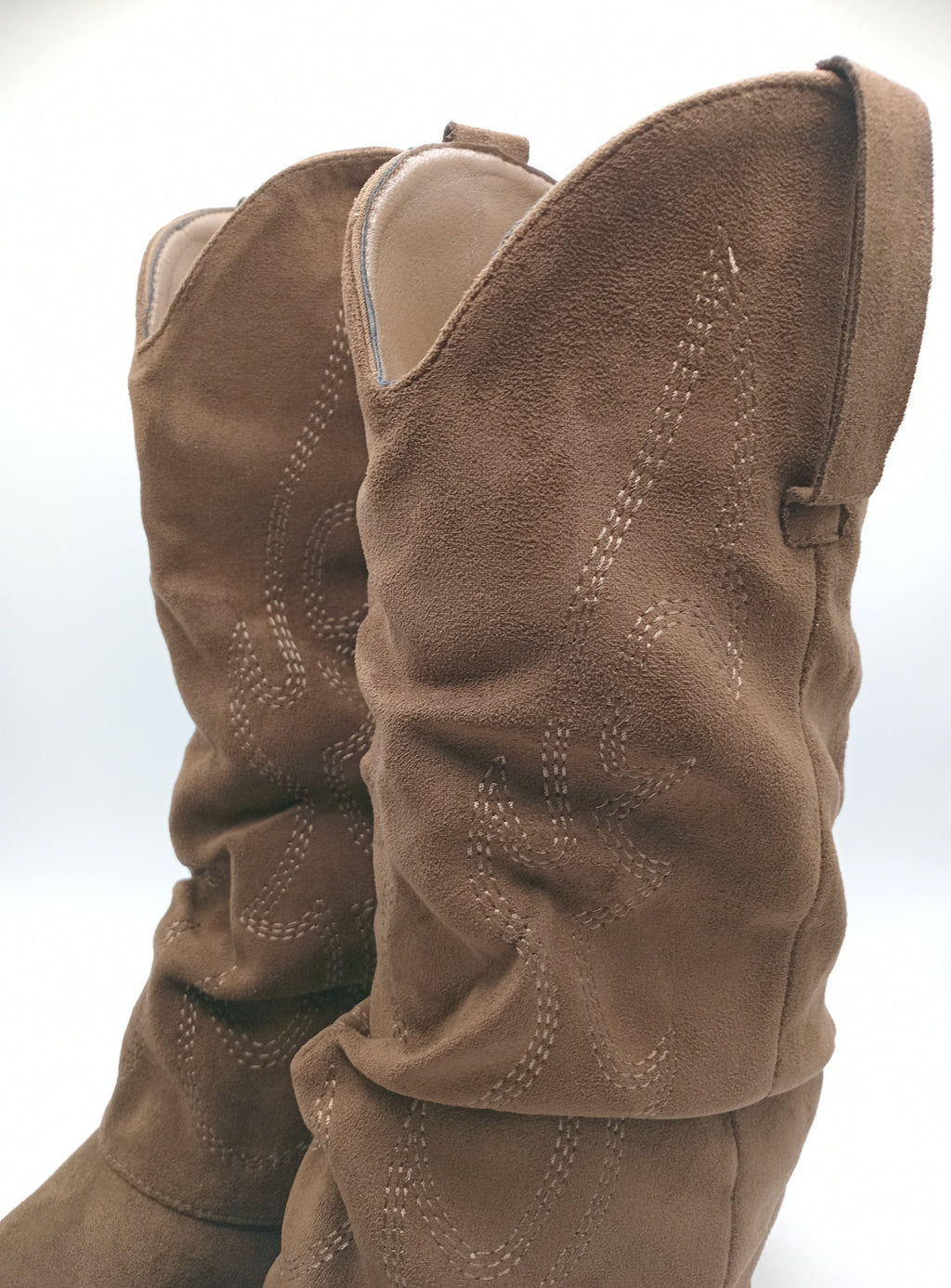 BOTA WESTERN IDEAL SHOES OLIVE CASTANHO ESCURO CAMURÇA BORDADO BICUDO ZIPER