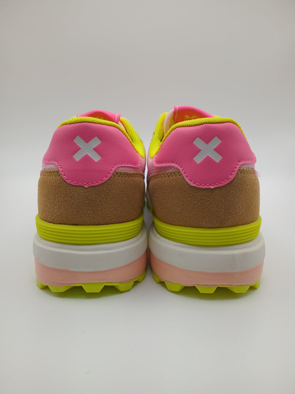TÊNIS XTI ROSA AMARELO NEON TECIDO SPORT