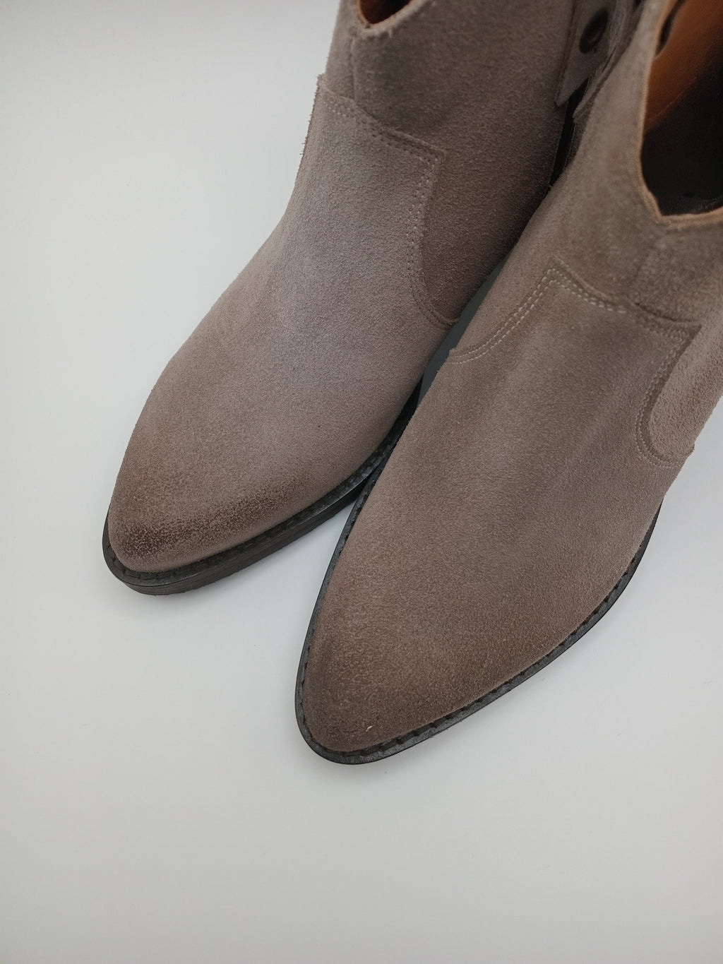 BOTA TEXANA MACADI CINZA COURO BICUDO ZIPER BOTIM