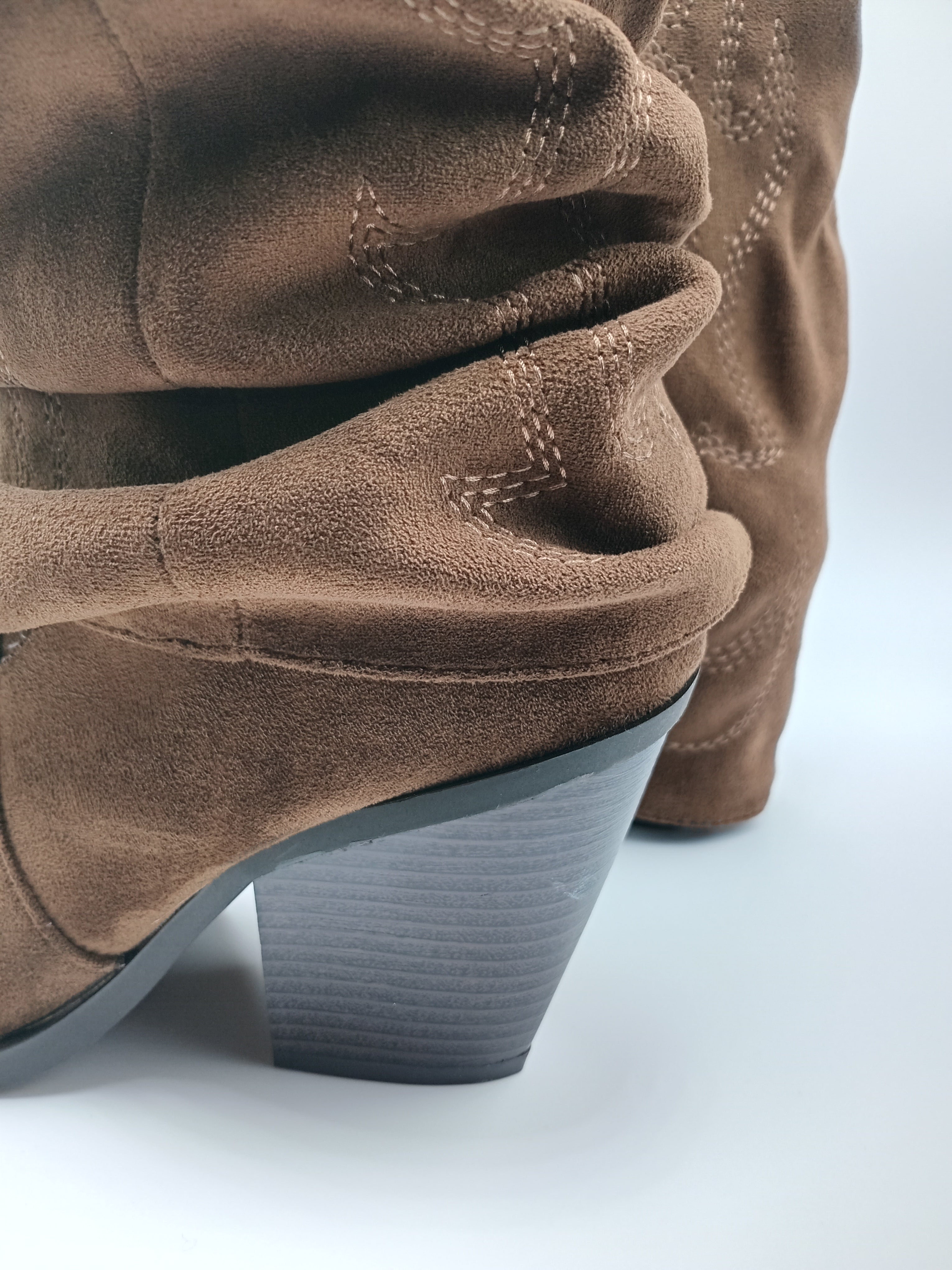 BOTA WESTERN IDEAL SHOES OLIVE CASTANHO ESCURO CAMURÇA BORDADO BICUDO ZIPER