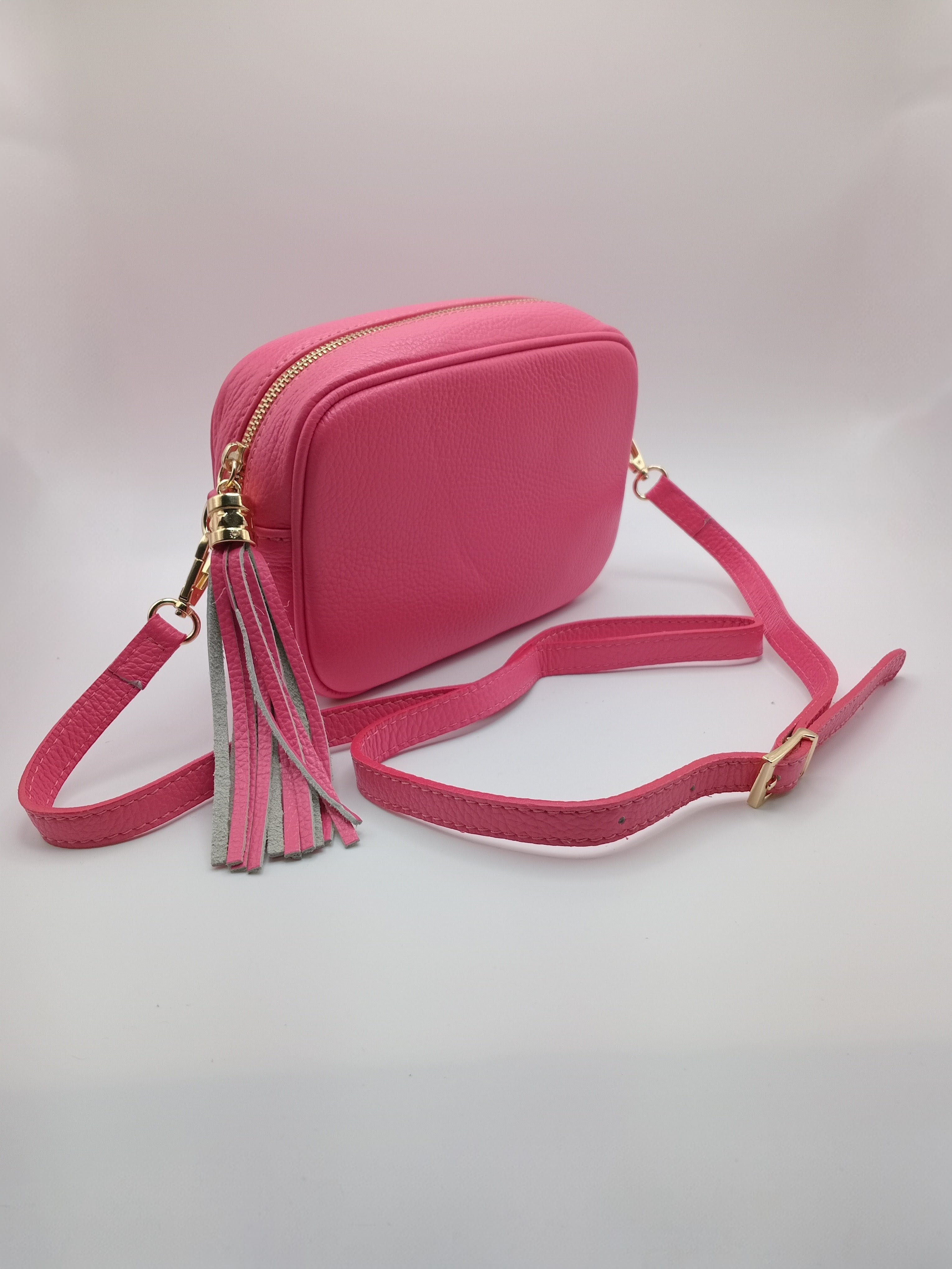 BOLSA CLUTCH MACADI ROSA ECO PELE FRANJA ALÇA REMOVÍVEL E AJUSTÁVEL MALA