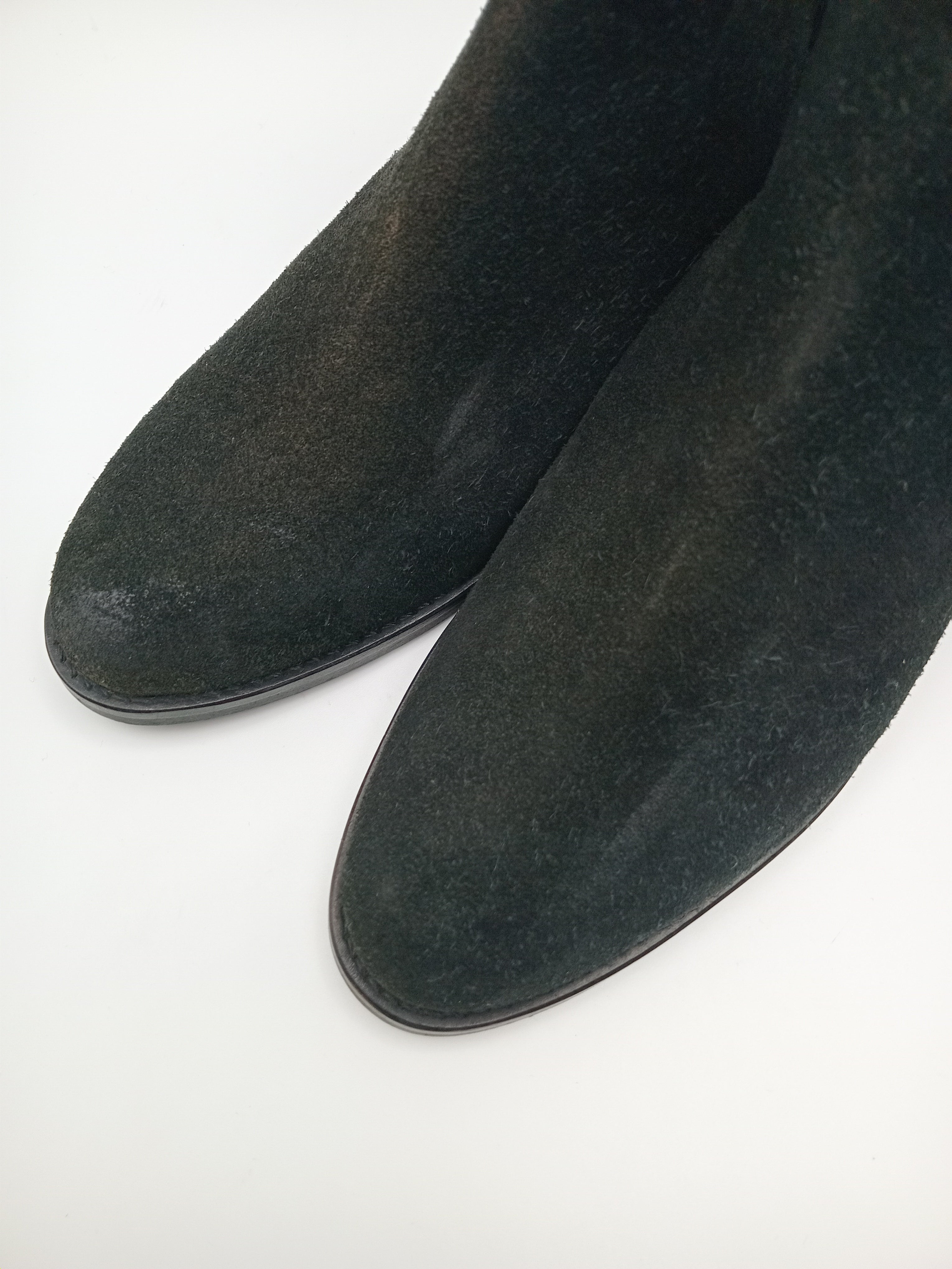 BOTA TEXANA MACADI PRETO COURO TAXAS BOLAS FENDA BOTIM
