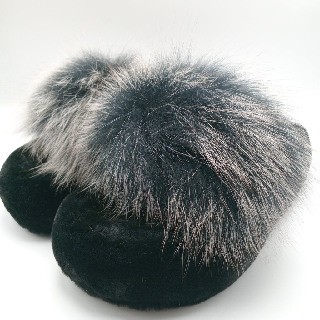CHINELOS KEYMEI PRETO E BRANCO PELOS VELUDO