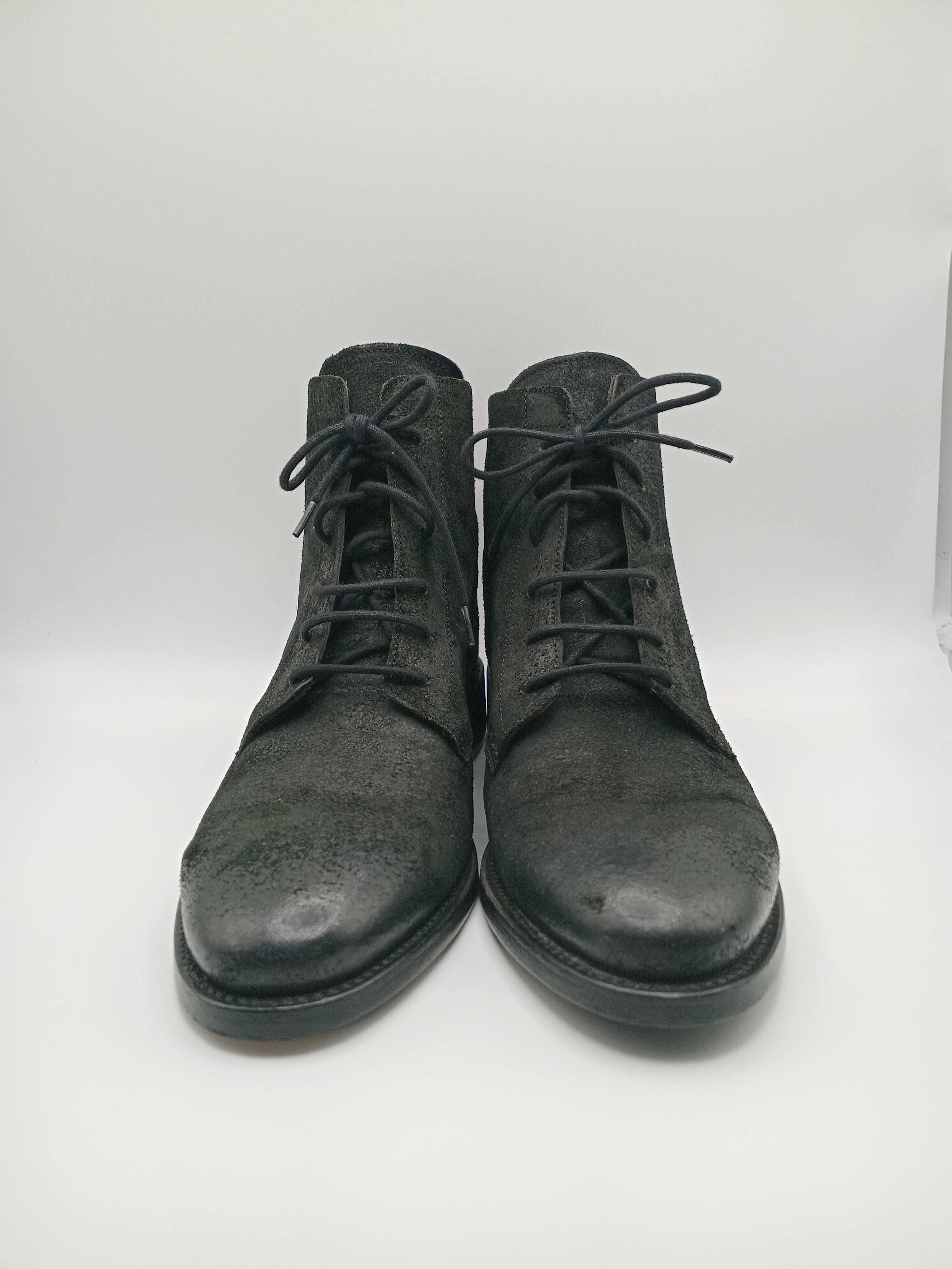 BOTA COTURNO I HAVE A TRIBE PRETO BT BLACK COURO