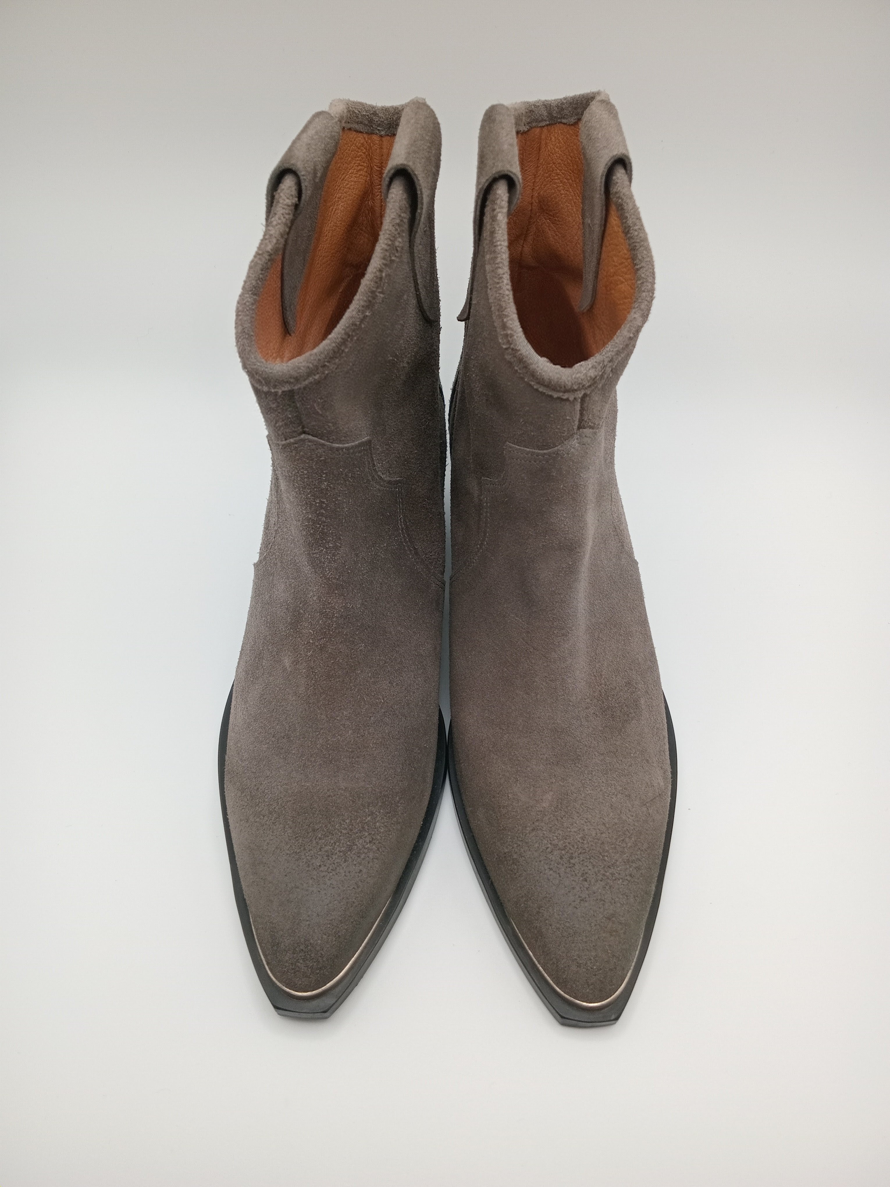 BOTA TEXANA BEAT SHOES CINZA COURO LISO BICUDO PONTA METAL