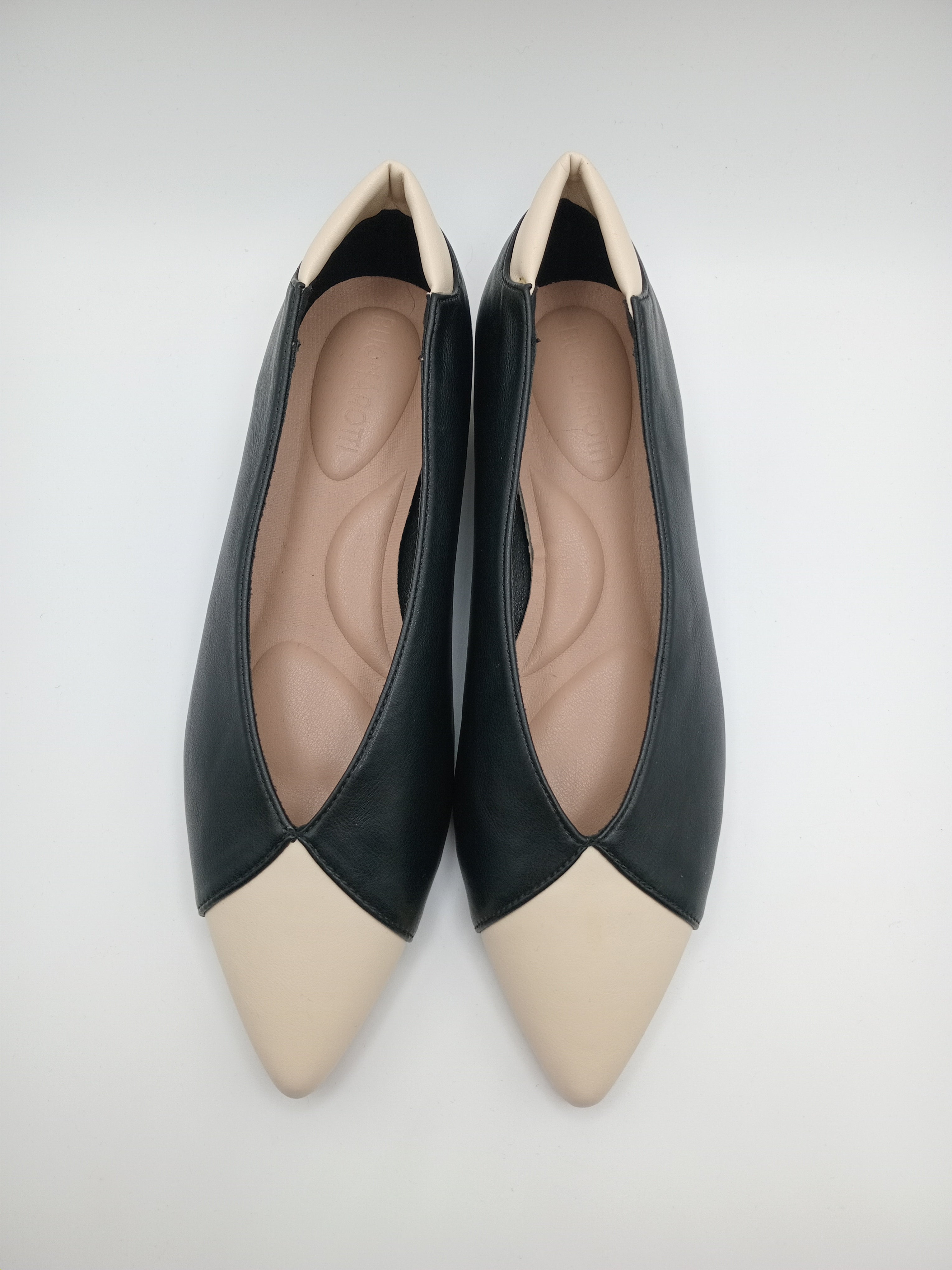 SABRINA BUONAROTTI PRETO CREME ECO PELE BICUDO BICO CREME