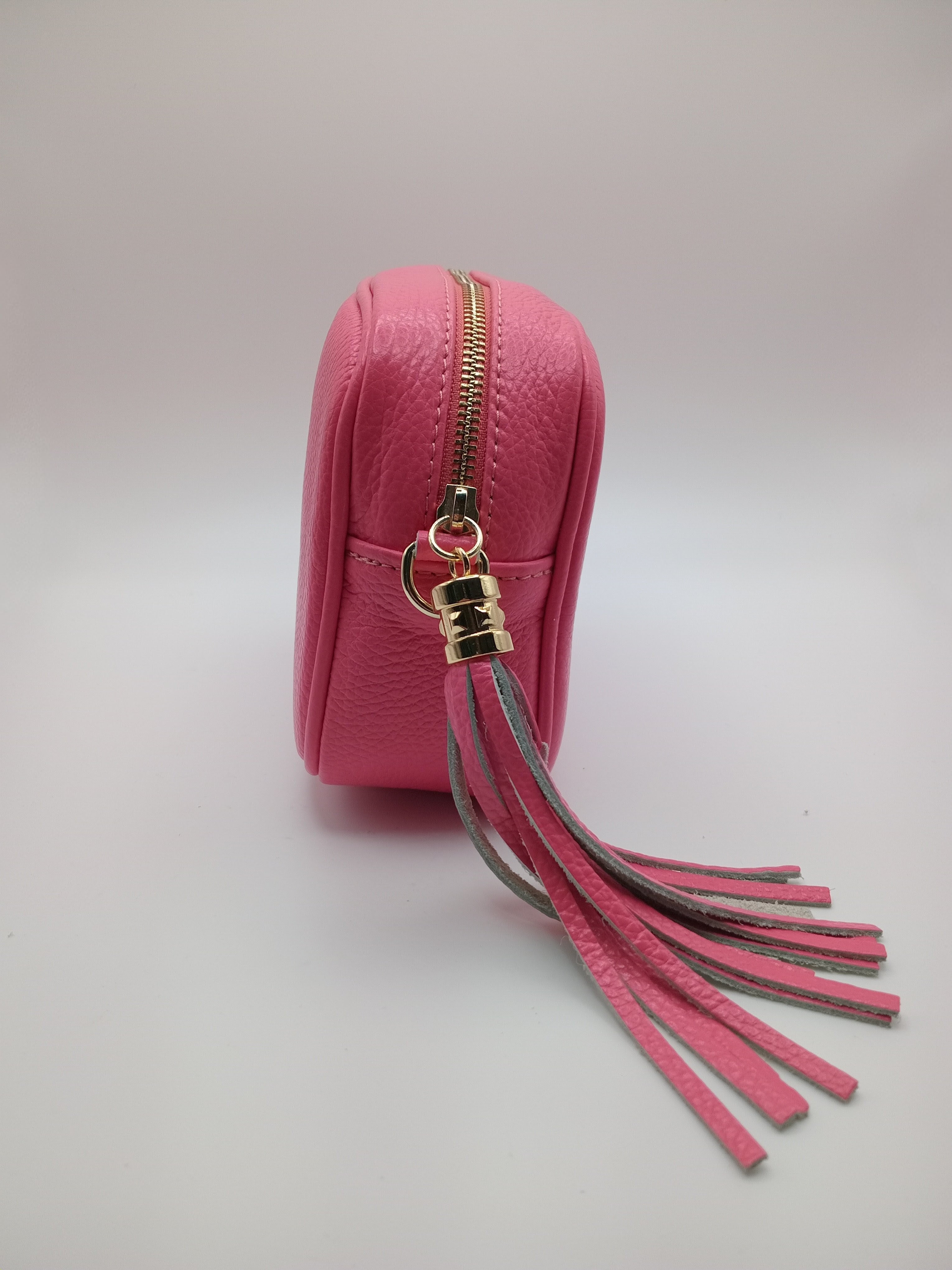 BOLSA CLUTCH MACADI ROSA ECO PELE FRANJA ALÇA REMOVÍVEL E AJUSTÁVEL MALA