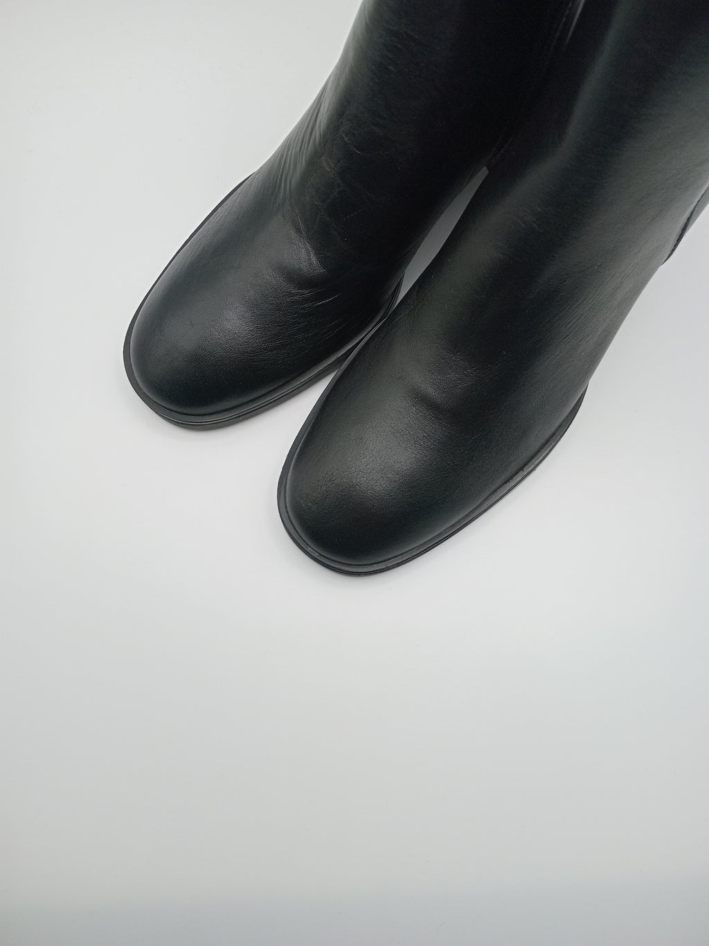 BOTA TEXANA HISPANITAS PRETO COURO LISO VERNIZ ZIPER BOTIM