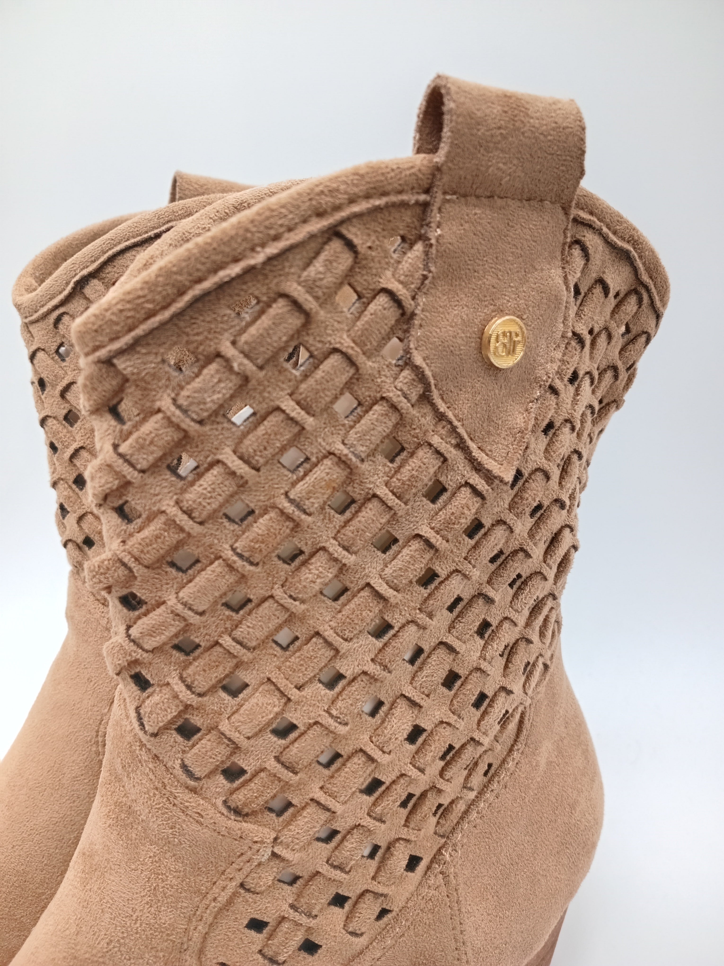 BOTA TEXANA MACADI CASTANHO CAMURÇA MACRAME BICUDO QUADRADO ZIPER