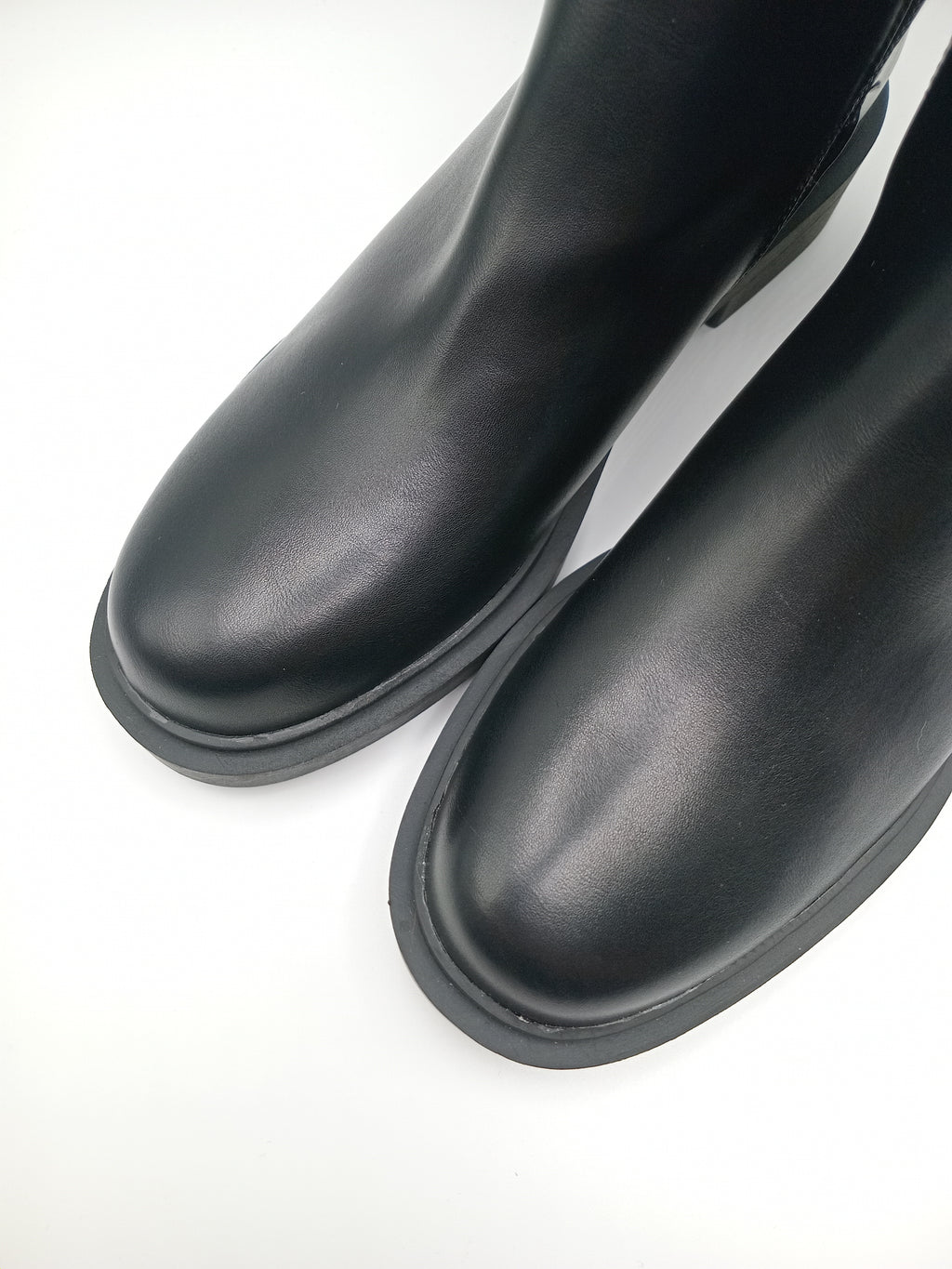 BOTA CAVALEIRA BUONAROTTI PRETO ECO PELE ZIPER TIRA REGULADORA LATERAL MONTARIA