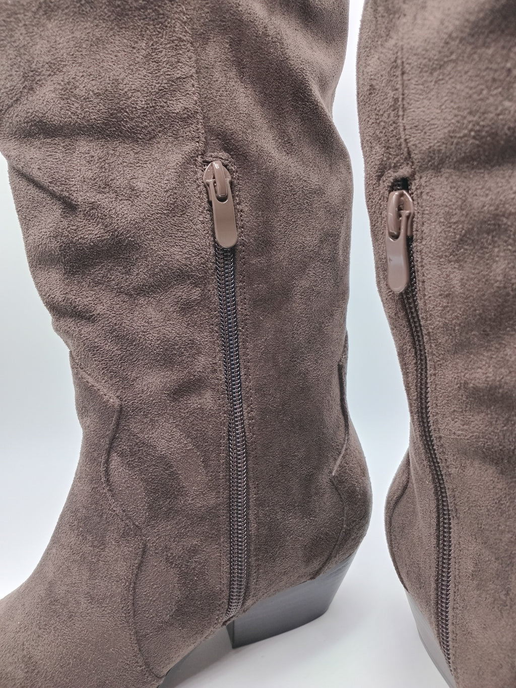 BOTA CAVALEIRA FINDLAY CASTANHO ESCURO CAMURÇA ZIPER BICUDO MONTARIA