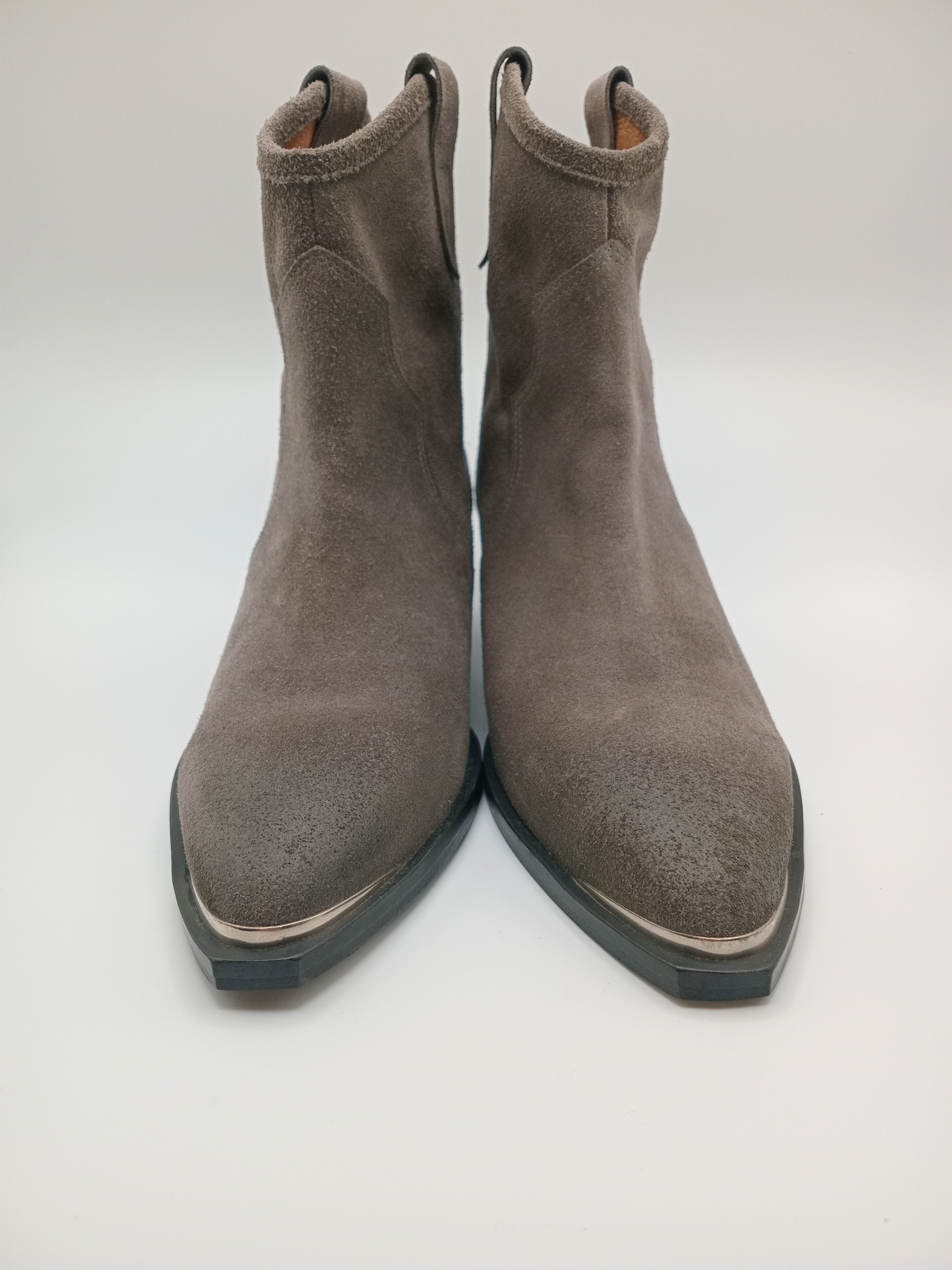 BOTA TEXANA BEAT SHOES CINZA COURO LISO BICUDO PONTA METAL