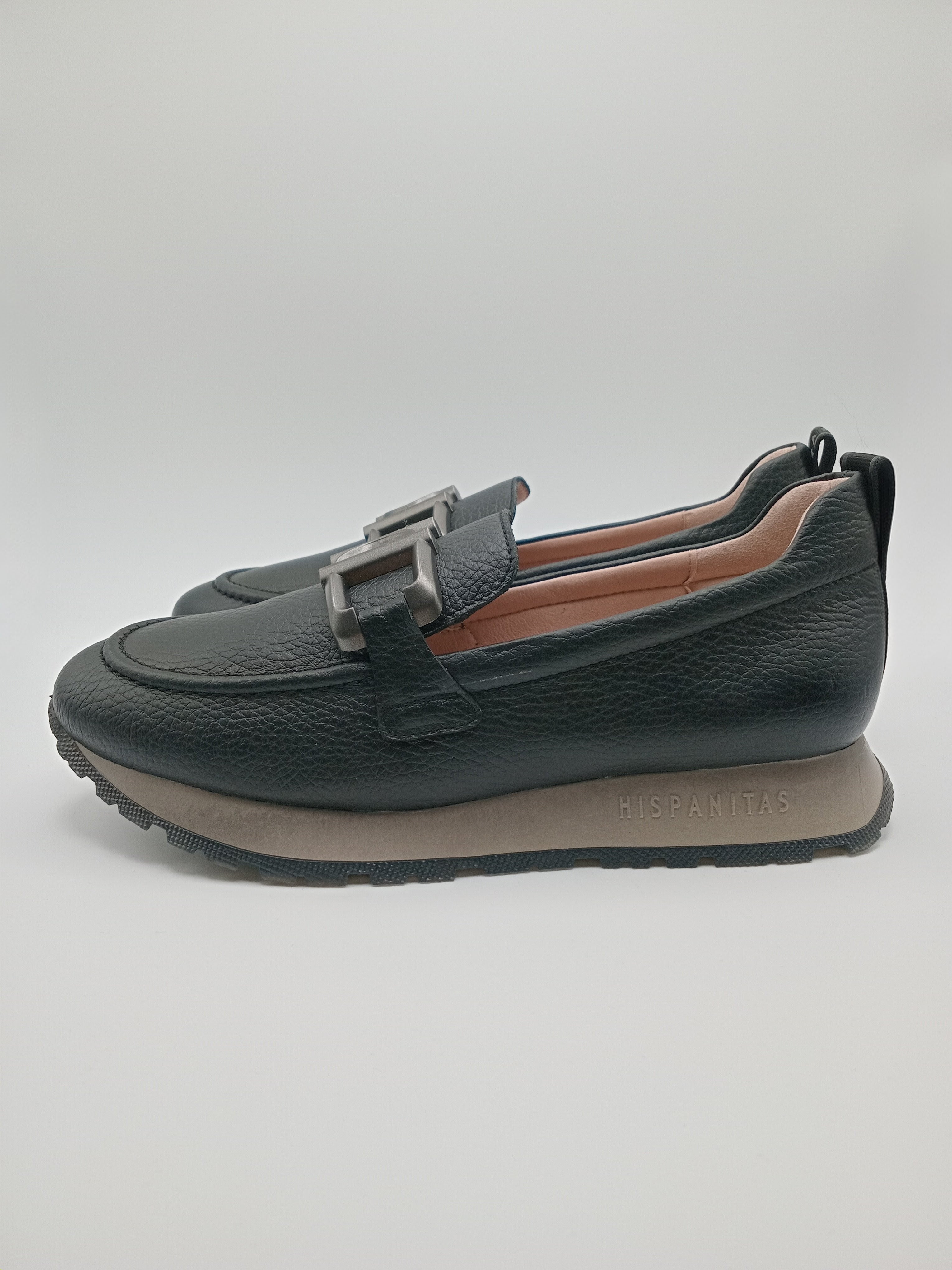 MOCASSIM PLATAFORMA HISPANITAS PRETO ASFALTO COURO FIVELA CINZA FOSCO TRATORADO