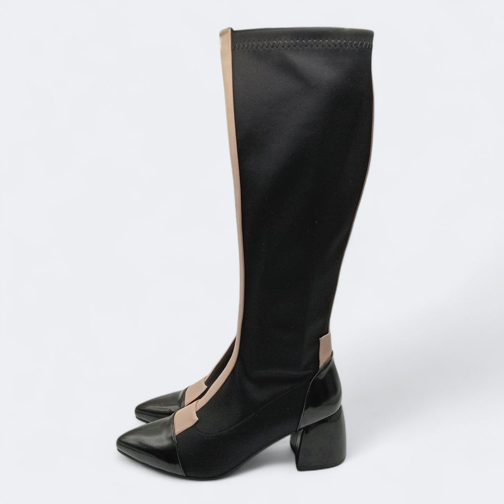 BOTA SALTO ROCKAWAY PRETO BEGE ROSE TECIDO IMPERMEÁVEL LISTRA BEGE CANO ALTO BICUDO