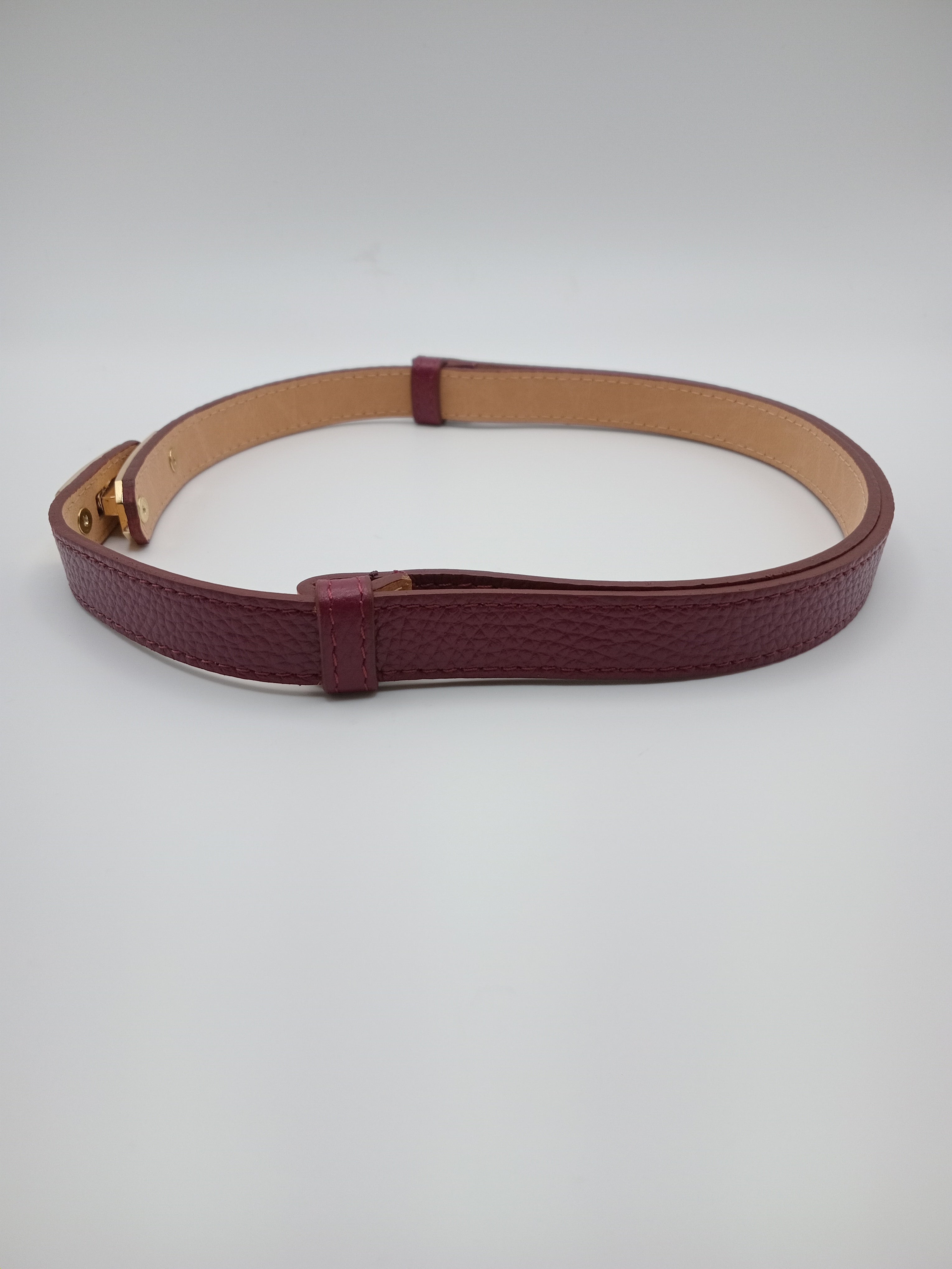 CINTO VERA PELLE BORDO VINHO FIVELA DOURADA REGULADOR COURO