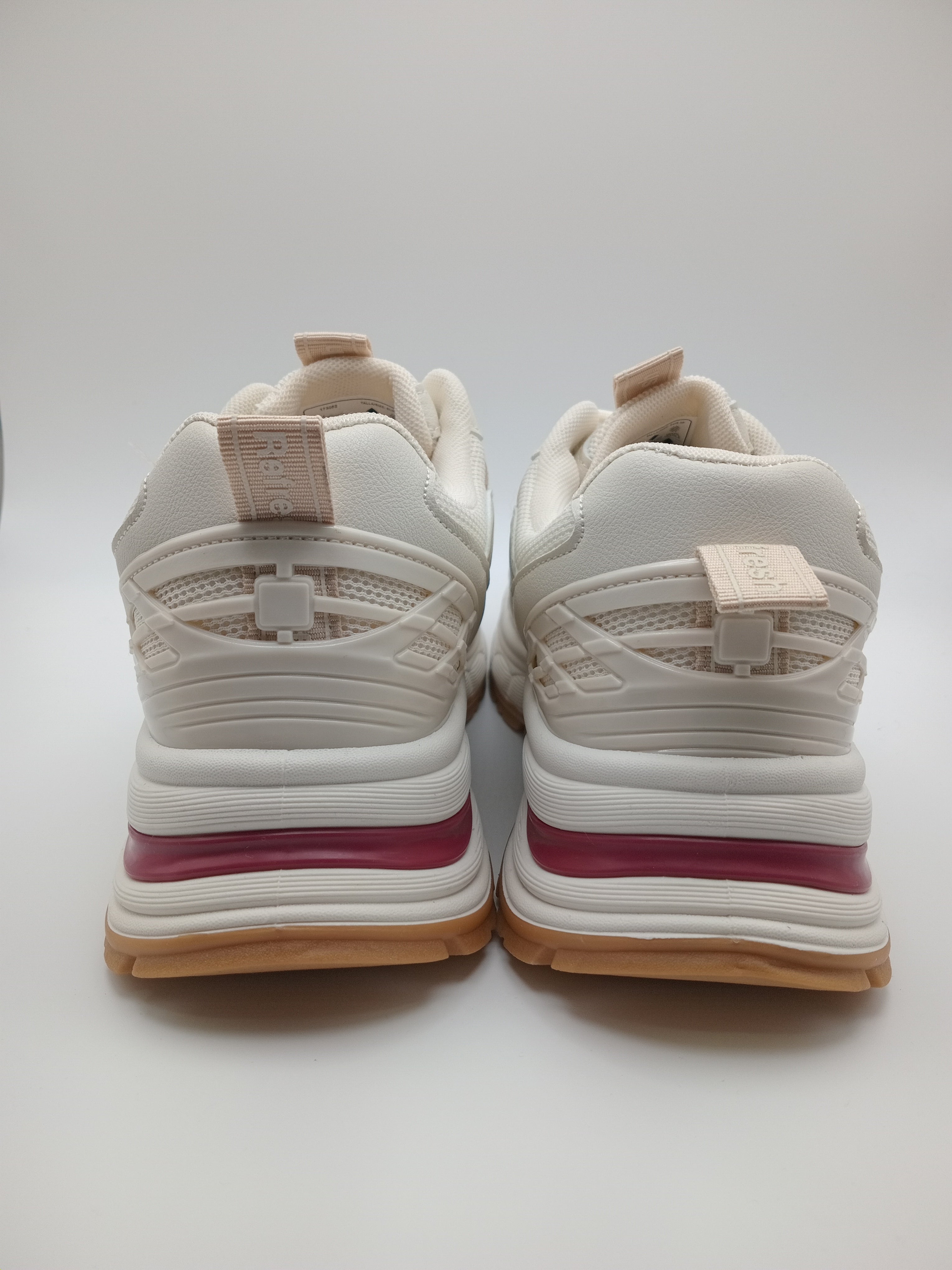 TÊNIS REFRESH BRANCO VERMELHO BEGE NUDE TECIDO SPORT