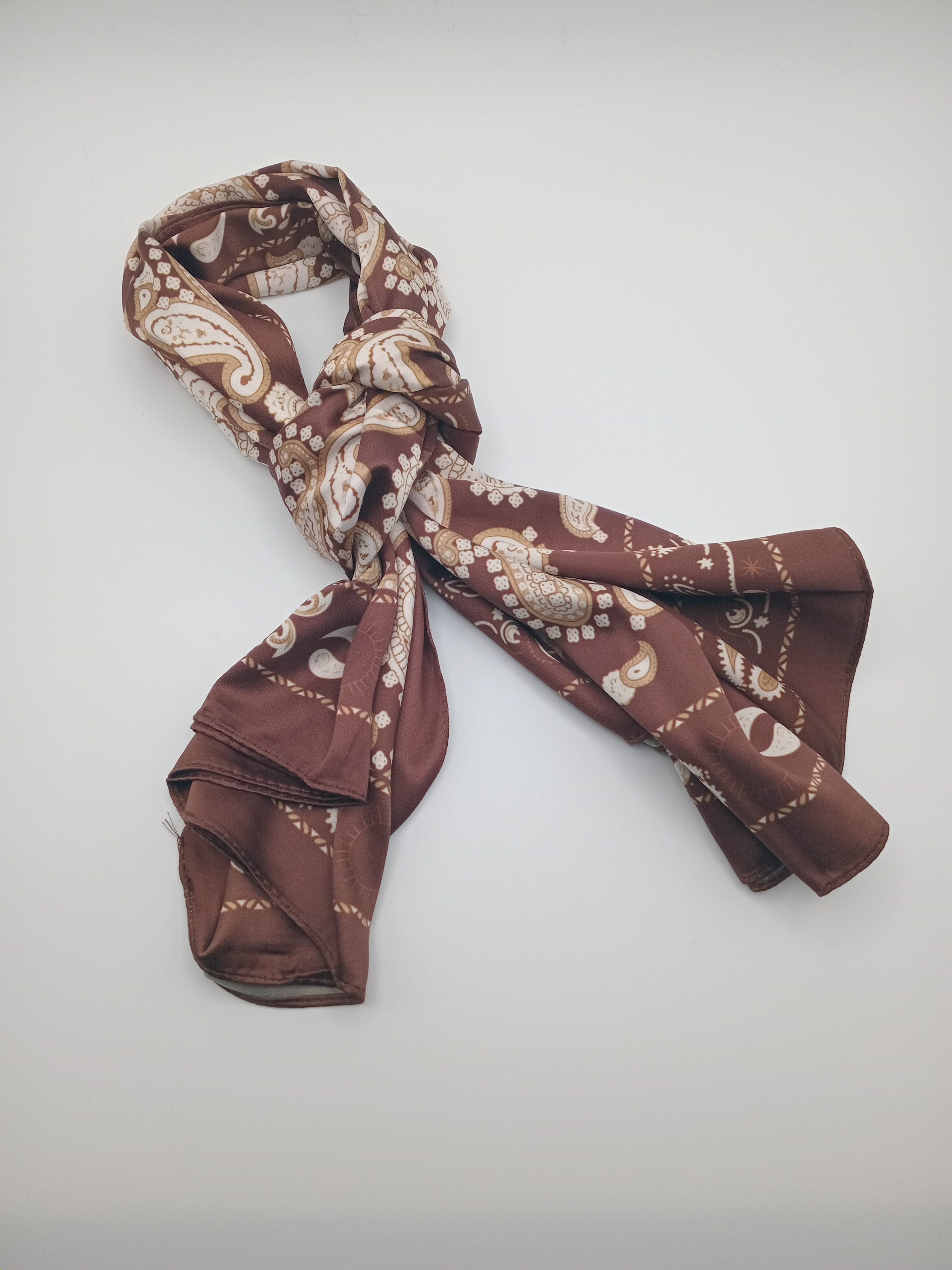 LENÇO CORNUCOPOIAS CASTANHO