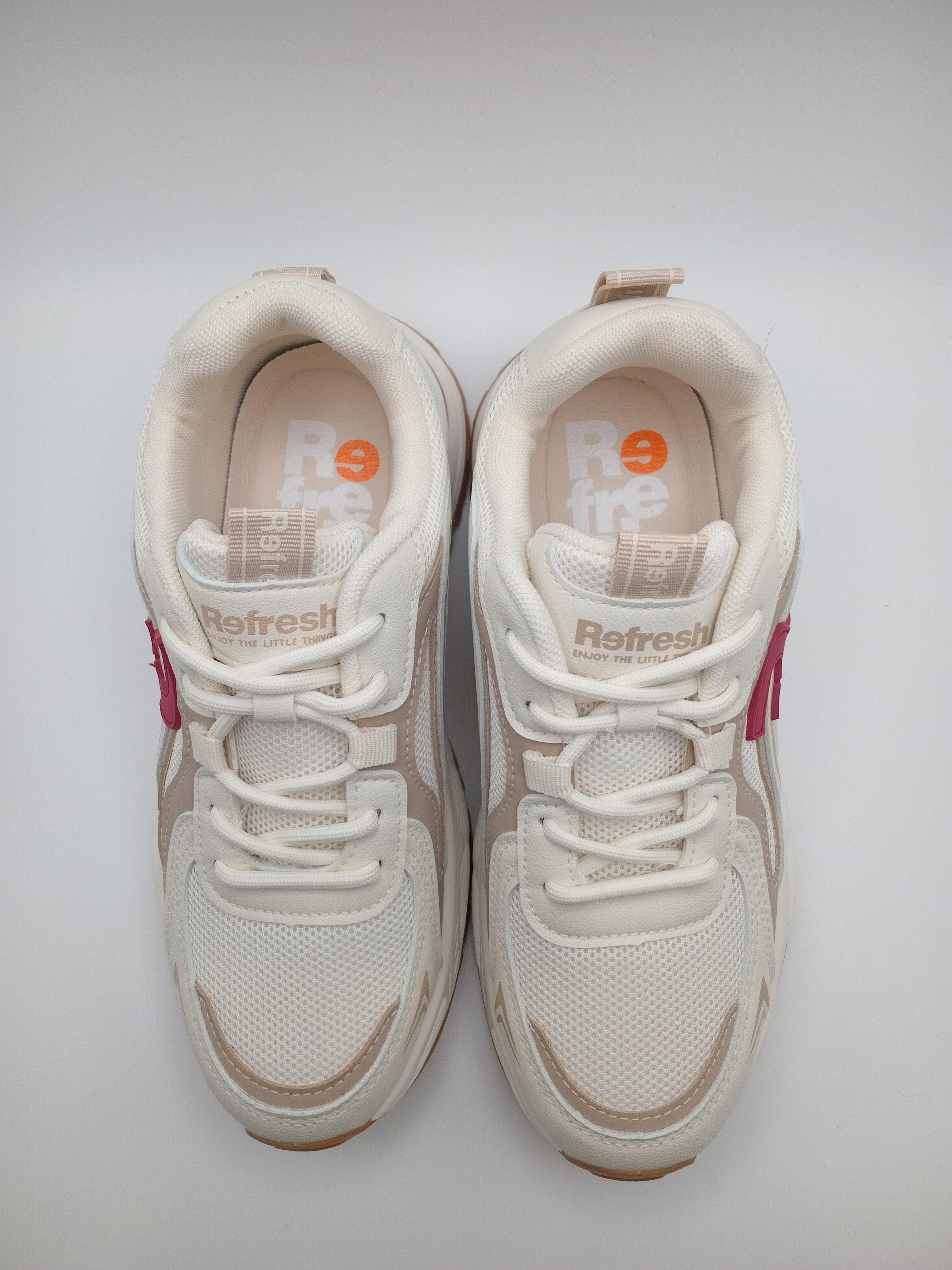 TÊNIS REFRESH BRANCO VERMELHO BEGE NUDE TECIDO SPORT