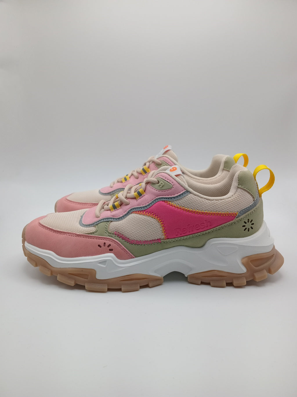 TÊNIS REFRESH ROSA CINZA BRANCO AMARELO TECIDO SPORT